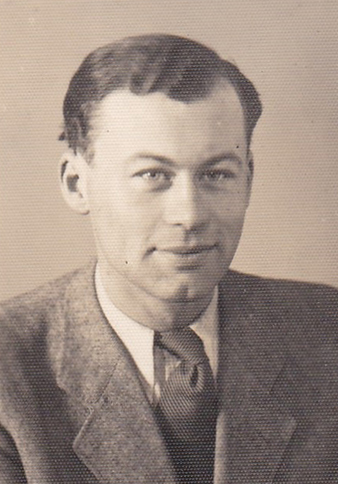 Fotografie Ivo Tondera z jeho cesty do prvního exilu. Bejrút, 1940. Fotografie Ivo Tondera z jeho cesty do prvního exilu. Bejrút, 1940.