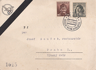 Nezapomínalo se pochopitelne ani na padlé. Pozvánka na smutecní tryznu za ceskoslovenské letce, kterou porádal Svaz letcu a která se konala 21. ríjna 1945.