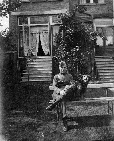 Alan Cobham on leave while in the Royal Flying Corps in 1918