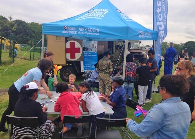 Craft Table and 120 Stand