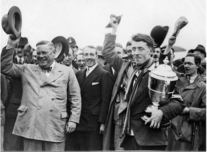 Captain Franklyn Barnard winning the first King’s Cup air race in 1922