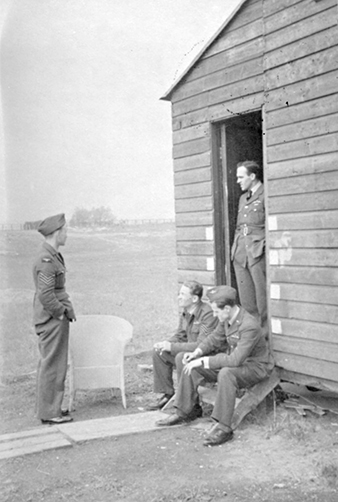 Catterick, 27th May 1941/27. kvetna 1941. Left to right/Zleva: Standing/stojící: Bohumil Dubec, Karel Mrázek, sitting/sedící: Josef Gutvald (KIA two hours later/ zabil se dve hodiny po porízení fotografie), Karel Kasal. Moravské zemské muzeum