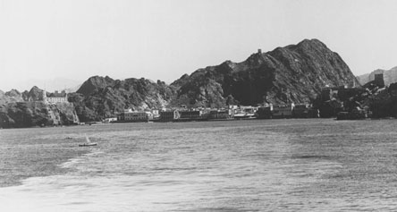 Muscat Harbour in the 1930s Muscat Harbour in the 1930s