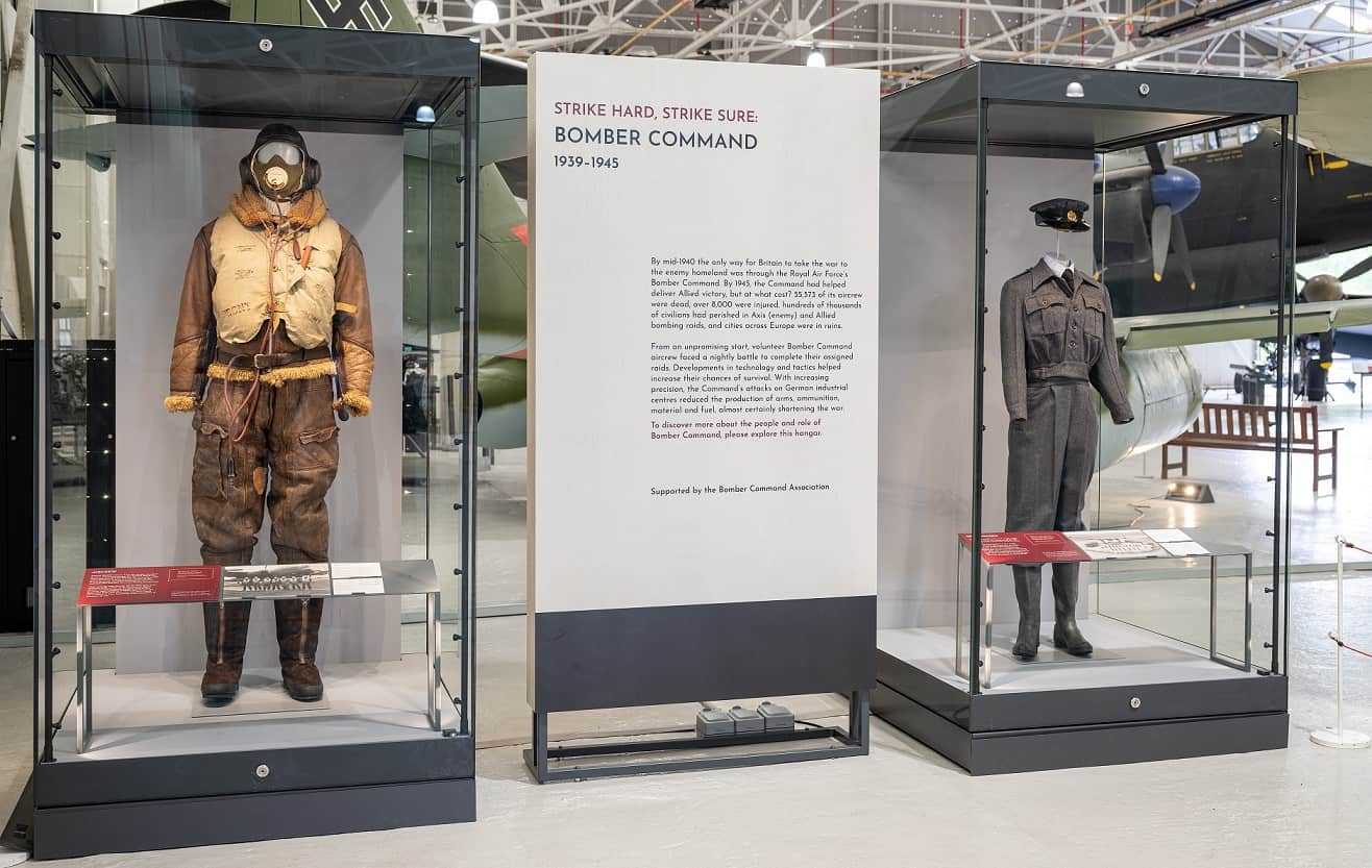 RAFM Bomber Command Aircrew And Groundcrew Uniforms